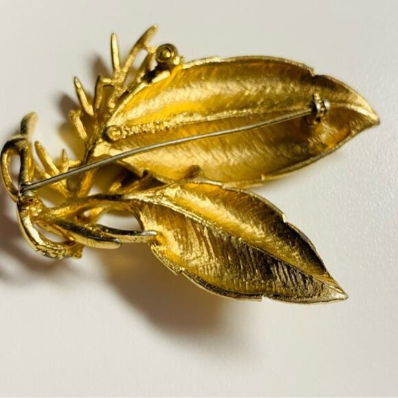 Sarah Coventry Sea Whispers Brushed Gold Leaf Branch Brooch Pin - Picture 3 of 6